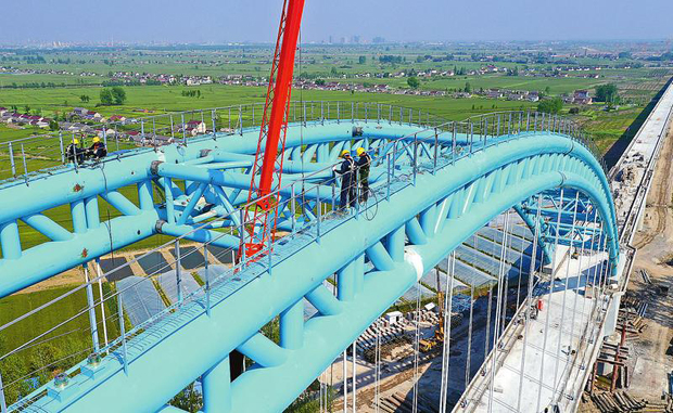 盐城市人民政府 图片新闻 盐通铁路通榆河特大桥施工现场