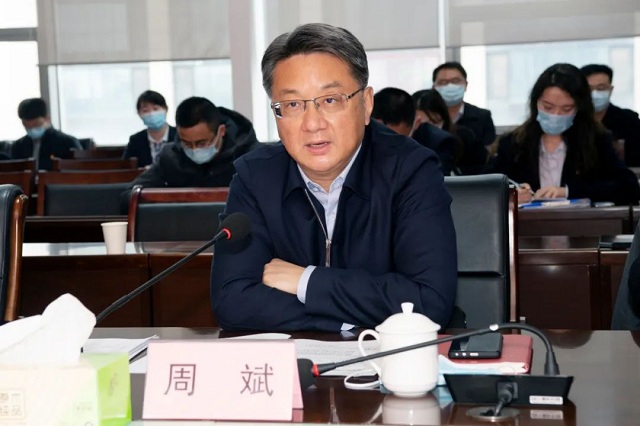 周斌调研我市12345政务服务便民热线运行情况