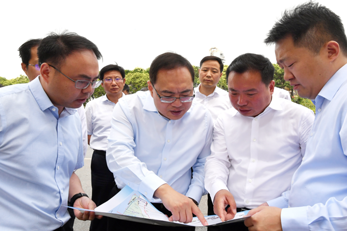 【盐城-其他】张明康到黄海新区检查安全生产工作