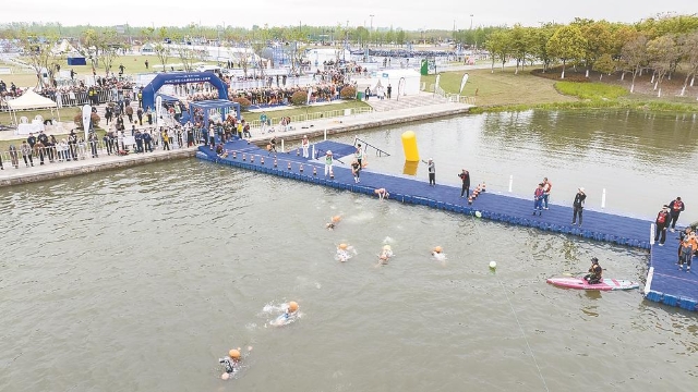 2026江苏盐城大纵湖铁人三项比赛圆满举行